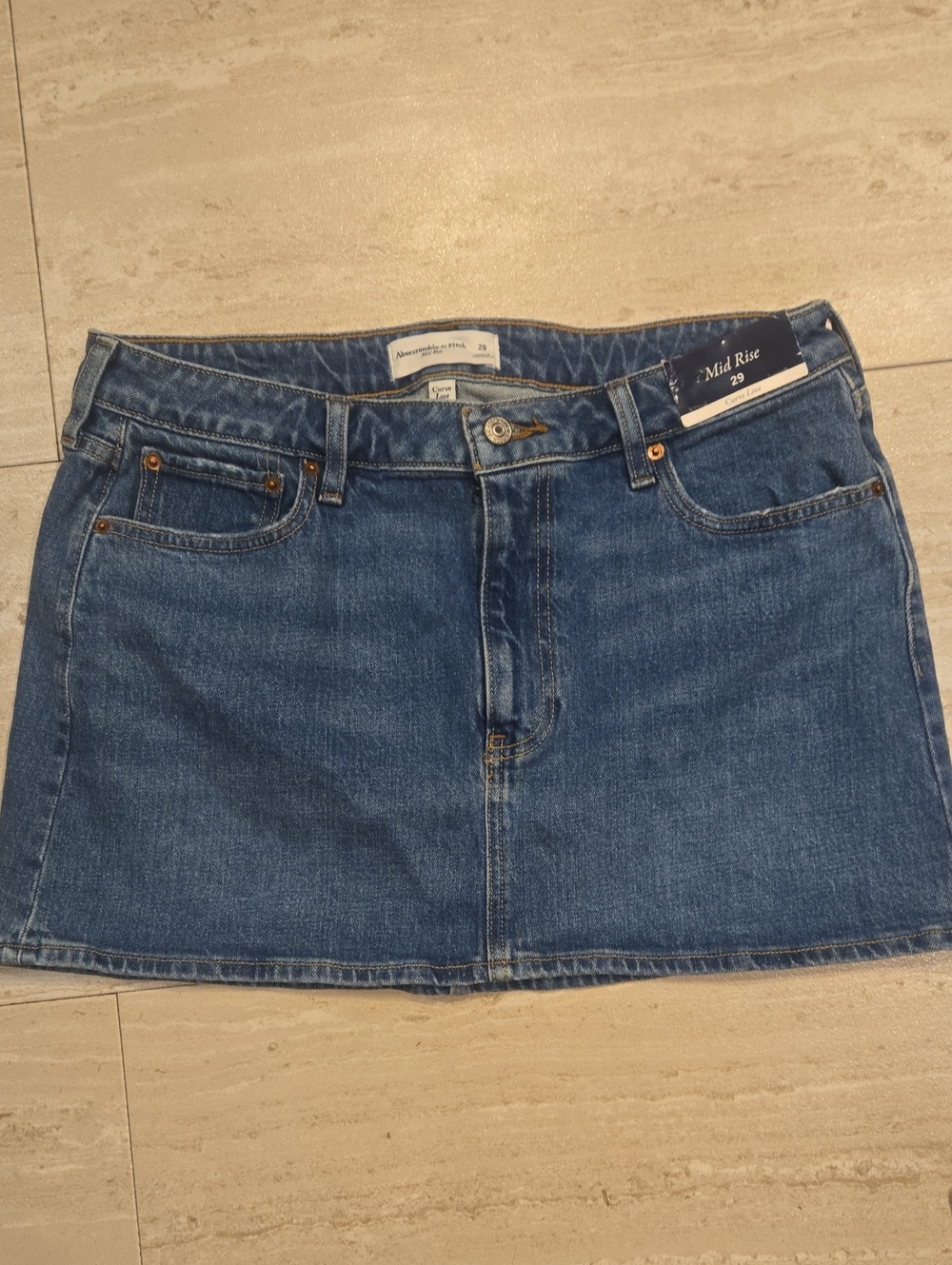 New Abercrombie & Fitch Mid Rise Curve Love Denim Mini Skirt